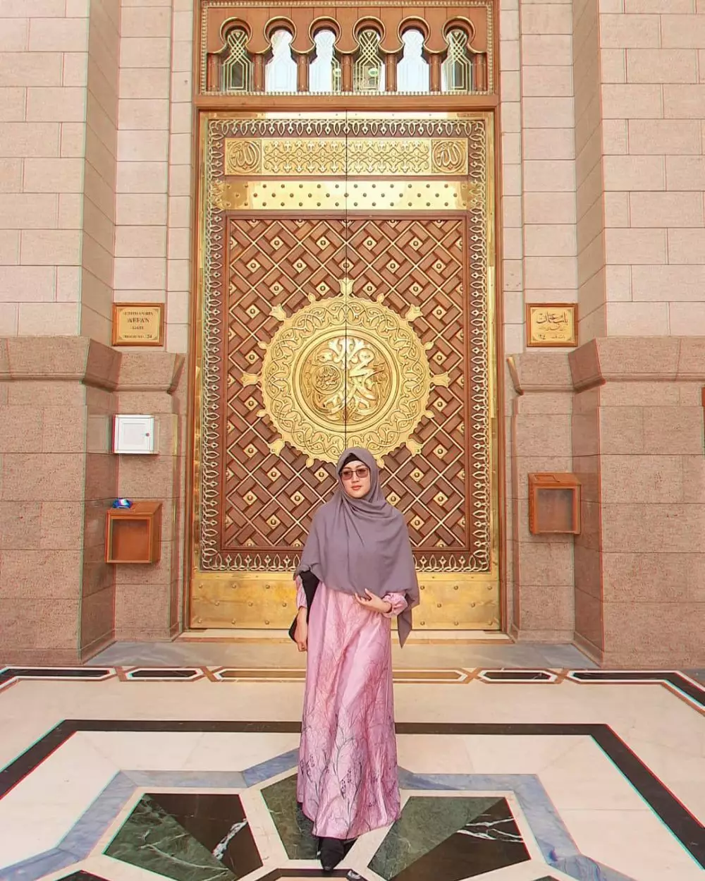 Potret penampilan istri Adjie Pangestu Instagram/@novitapetria Potret penampilan istri Adjie Pangestu Instagram/@novitapetria