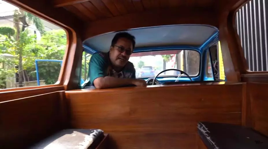 Penampakan terbaru oplet Si Doel YouTube Penampakan terbaru oplet Si Doel YouTube