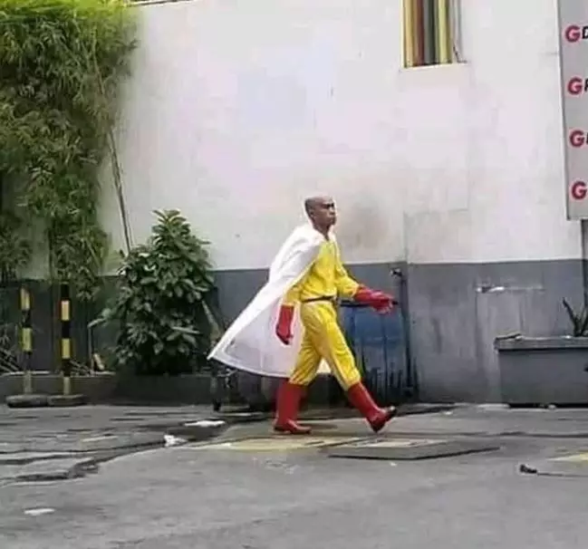 cosplay dan badut bikin tepuk jidat  Instagram