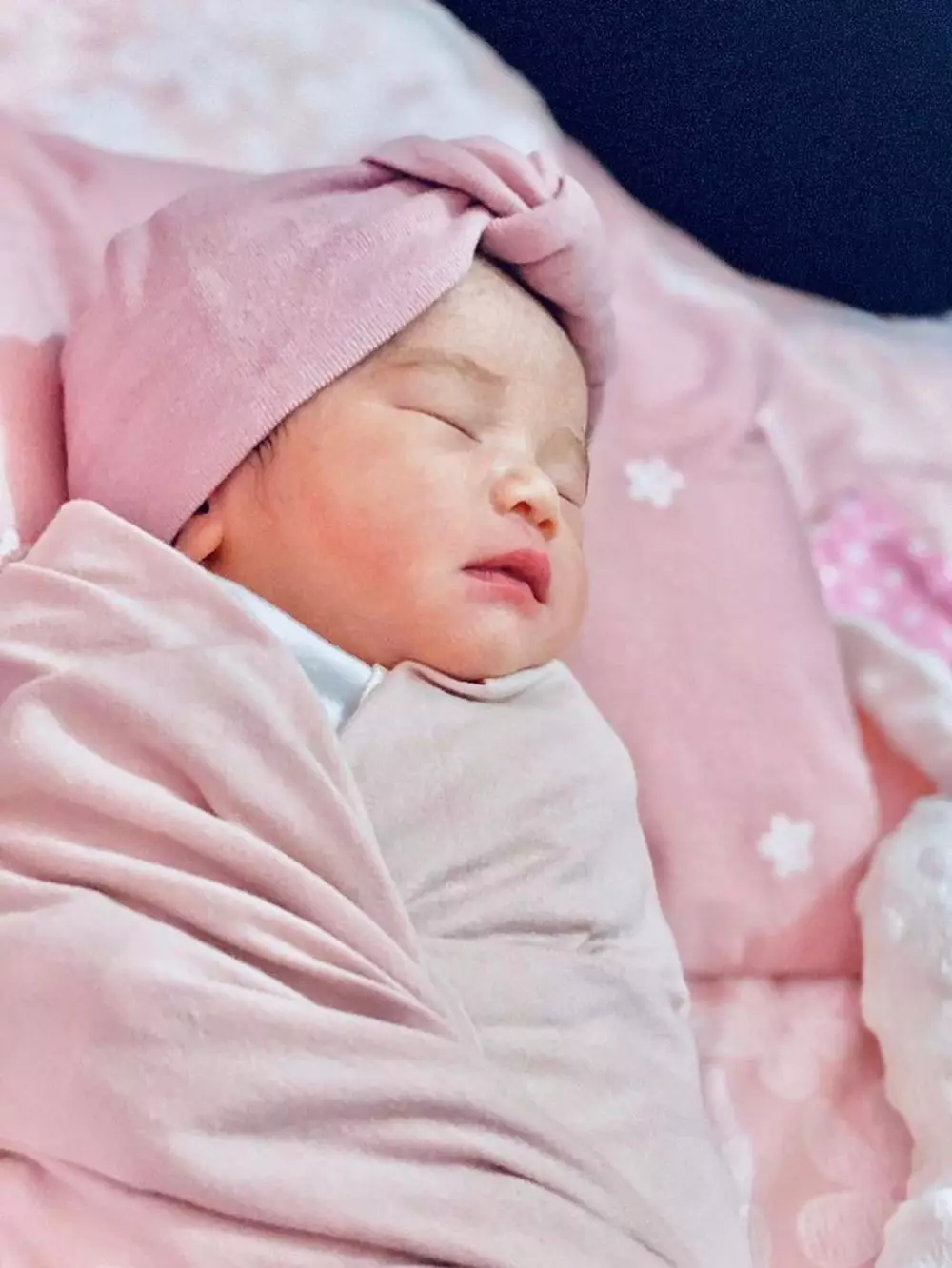 Anak ketiga Yulita potret  Instagram 