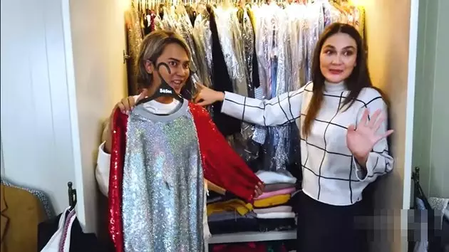 Walk in Closet Luna Maya  YouTube 