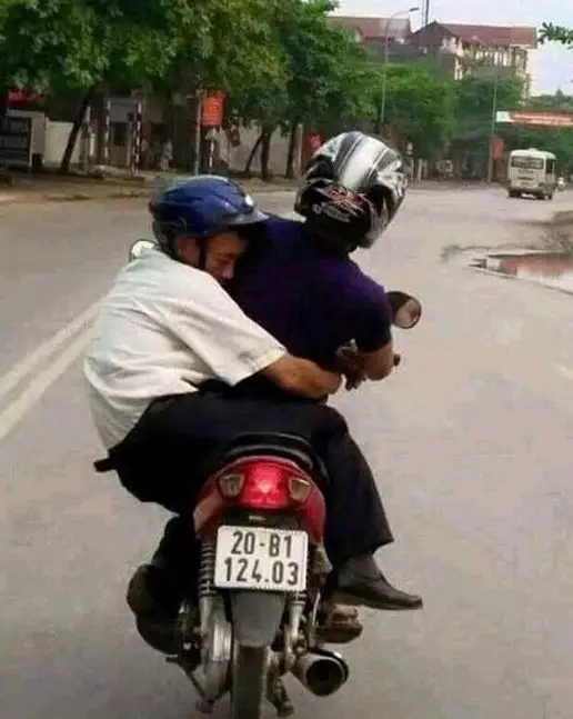 kelakuan orang naik motor  Instagram kelakuan orang naik motor  Instagram