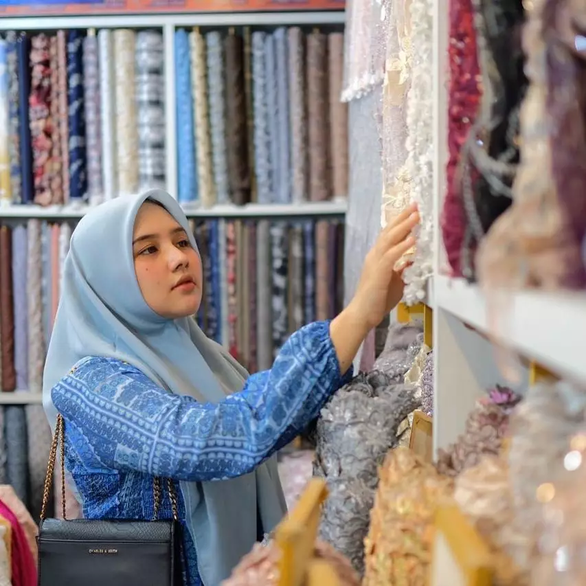 Pesona Una Maulina Instagram  Pesona Una Maulina Instagram