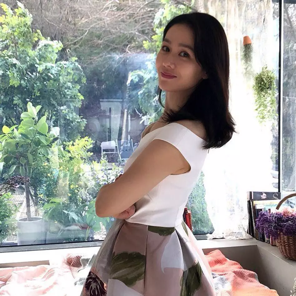 Lelah syuting Crash Landing On You, Son Ye-jin dilarikan ke UGD