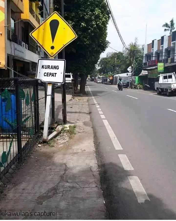 meme lucu papan petunjuk jalan © 2020 1cak.com