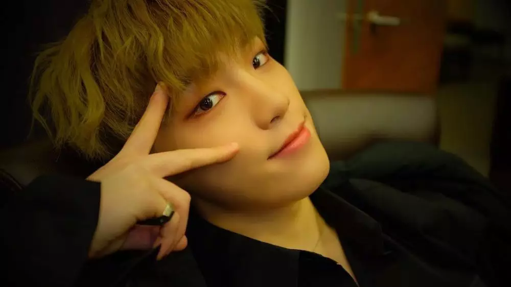 Idol K-Pop ulang tahun Februari berbagai sumber