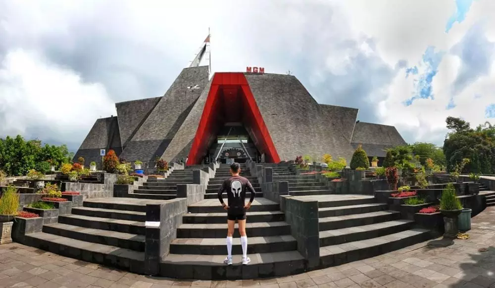 15 Tempat wisata terbaik di lereng Merapi, panoramanya memukau berbagai sumber