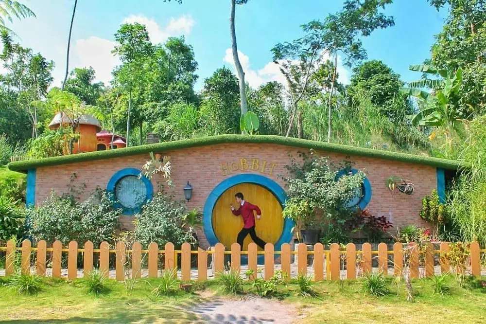 15 Tempat wisata terbaik di lereng Merapi, panoramanya memukau berbagai sumber