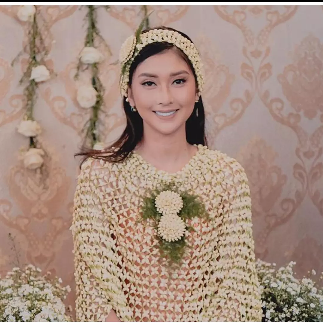 8 Momen siraman dan pengajian Kevin Liliana, penuh haru