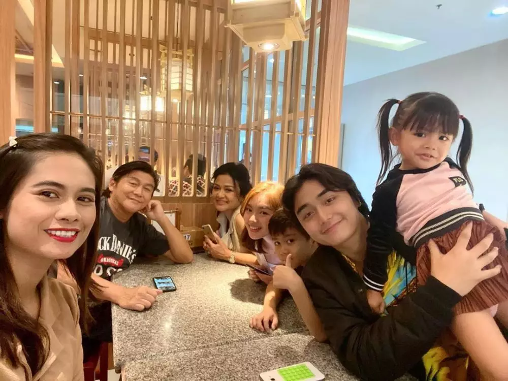 potret harmonis Willy Dozan dan istri © 2020 instagram.com