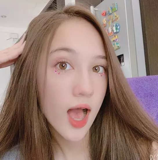seleb tiktok cantik istimewa