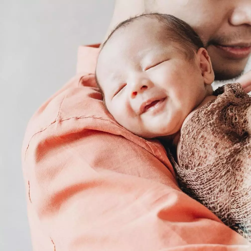 momen Reza SM*SH momong anak Instagram/@mrezanugrah momen Reza SM*SH momong anak Instagram/@mrezanugrah