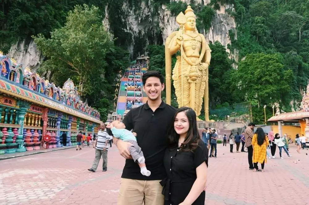 seleb ganteng gendong anak ini tuai pro-kontra Instagram