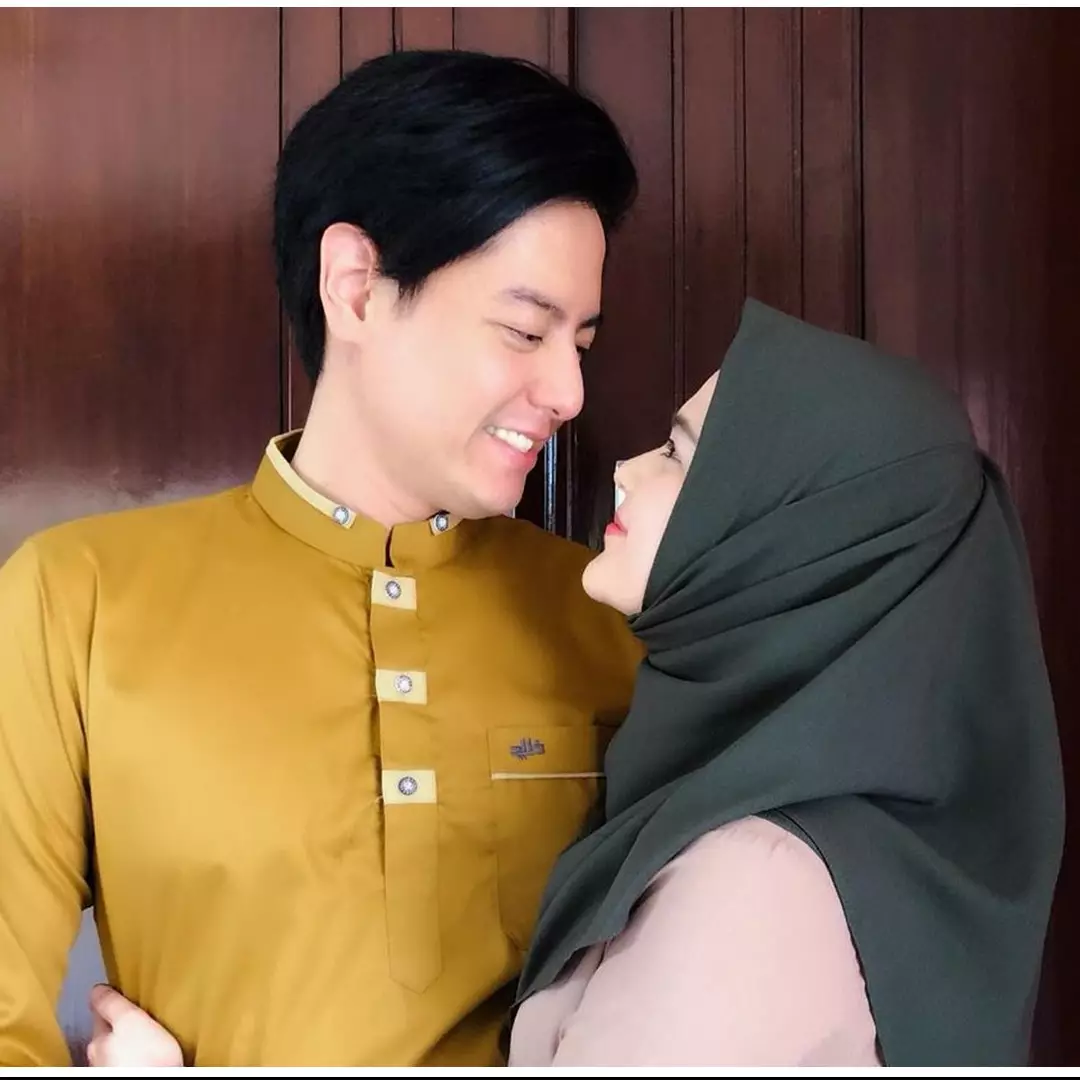 Beri kejutan kabar kehamilan, Chika berhasil bikin Roger menangis