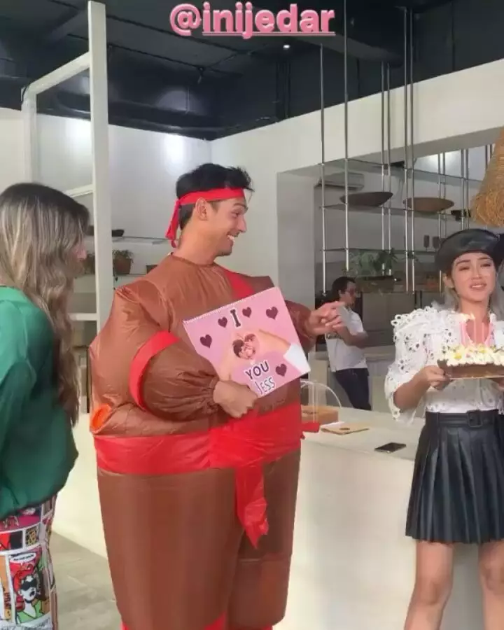 seleb kostum unik ultah © 2020 brilio.net