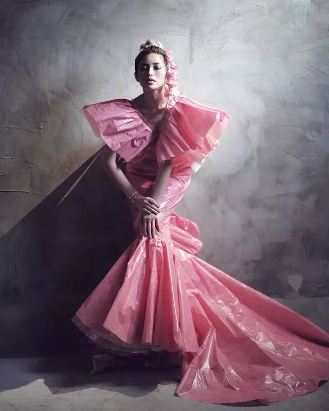 jedar kostum nyentrik © 2020 brilio.net jedar kostum nyentrik © 2020 brilio.net