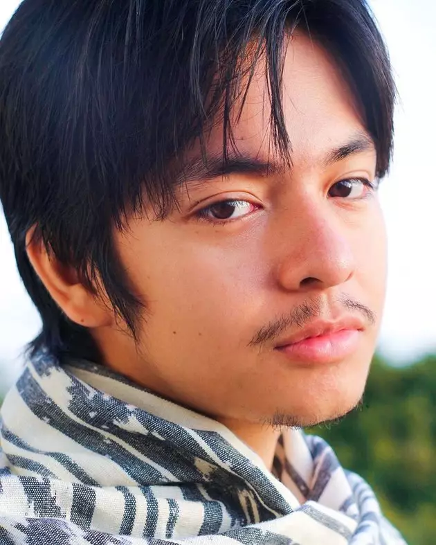 Angga Yunanda berkumis  Instagram 