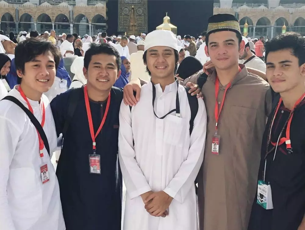 Arbani dan Henry instagram  Arbani dan Henry instagram