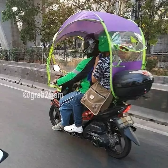 motor unik driver ojek online kocak © 2020 instagram.com