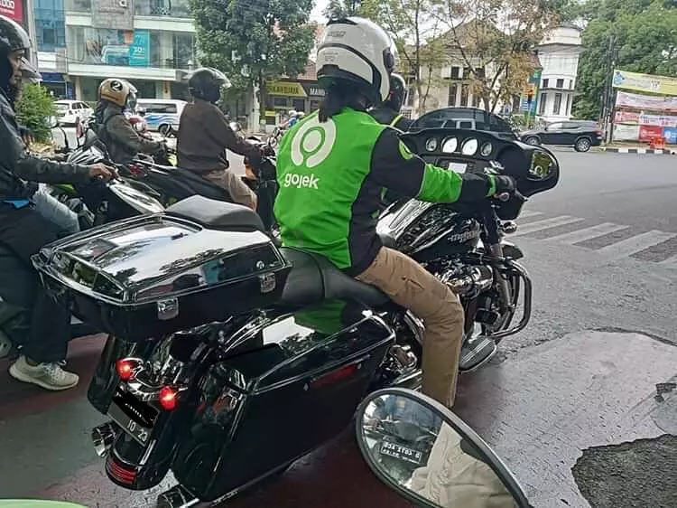 motor unik driver ojek online kocak © 2020 instagram.com