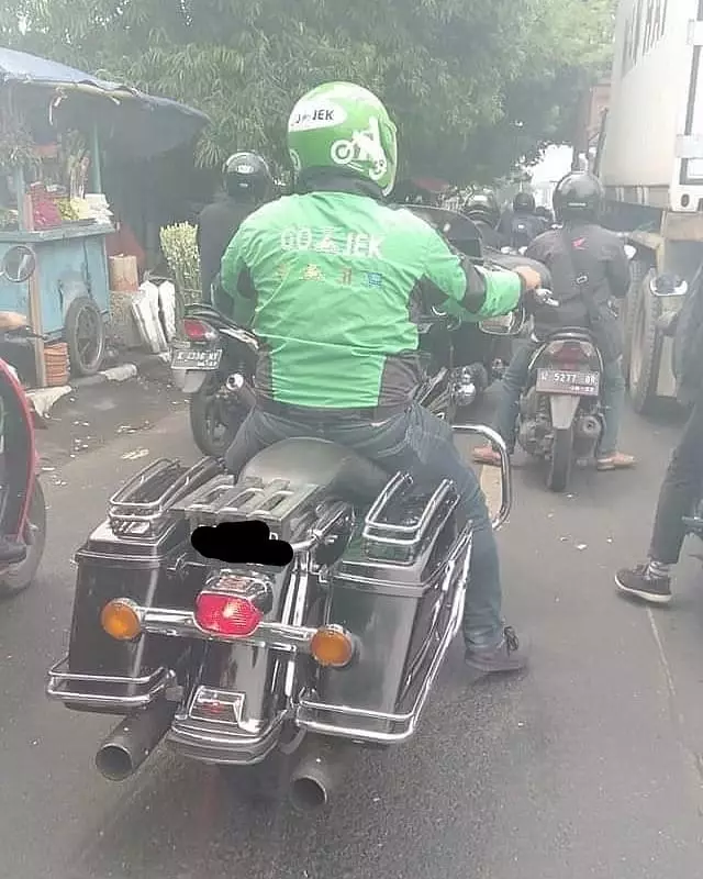 motor unik driver ojek online kocak © 2020 instagram.com