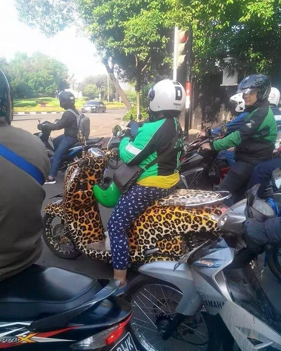 motor unik driver ojek online kocak © 2020 instagram.com