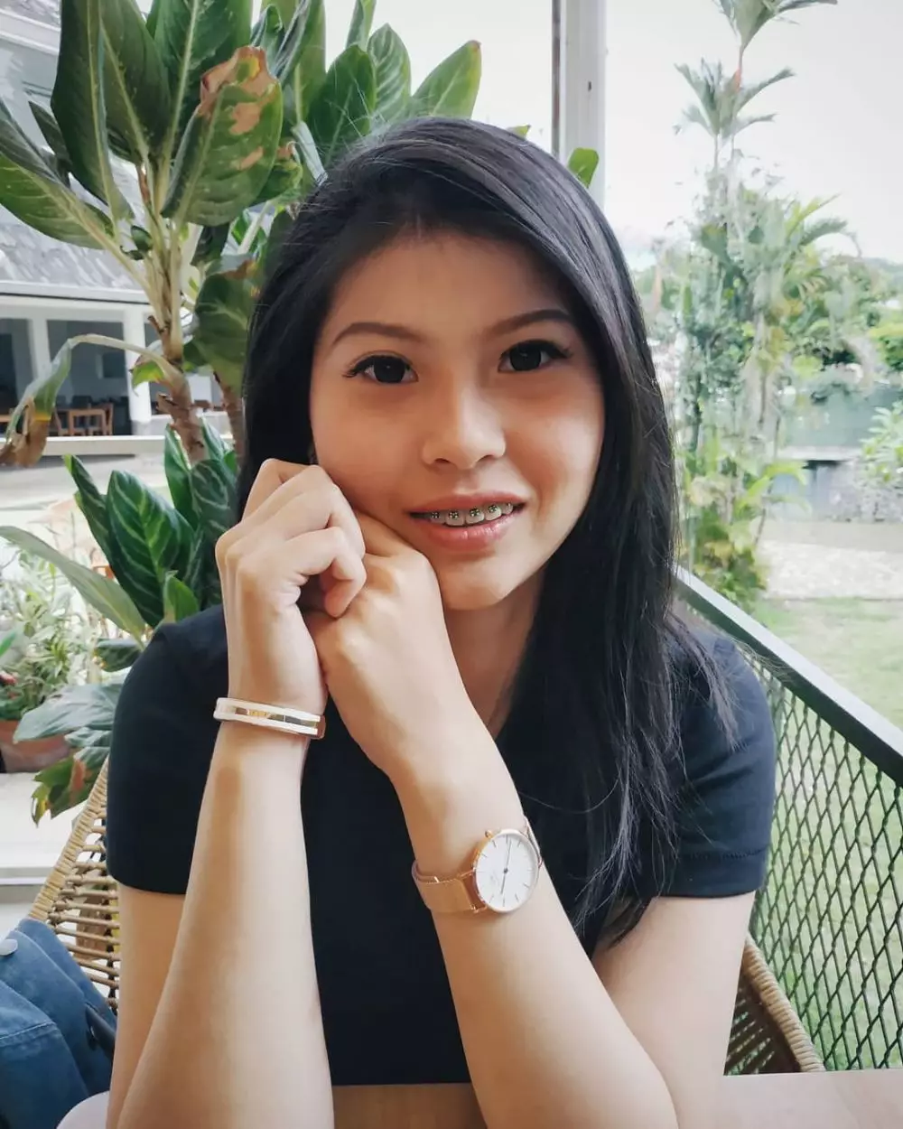 Mitzi Abigail X Sinisuka Ginting berbagai sumber