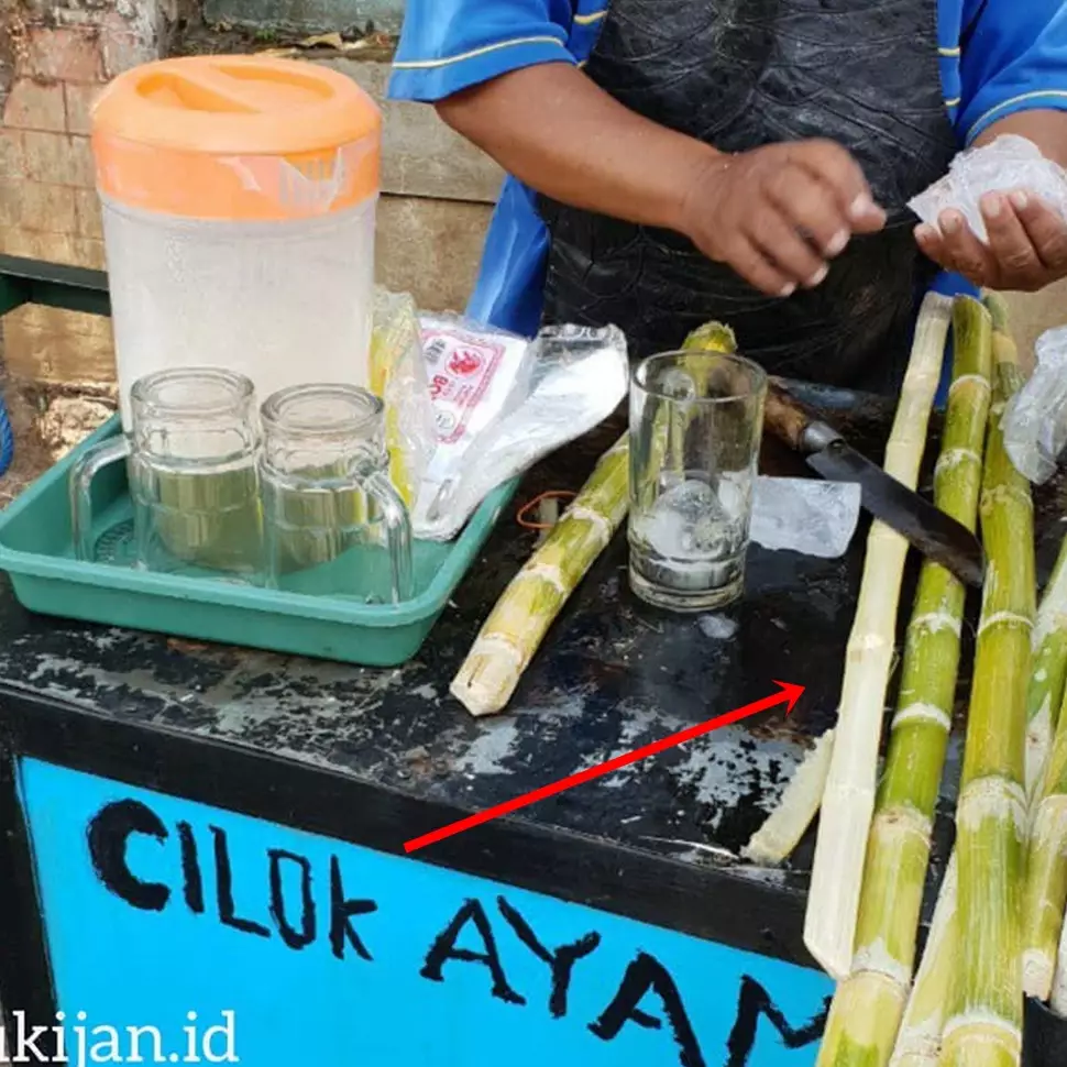 10 Tulisan di gerobak pedagang keliling ini bikin salah fokus