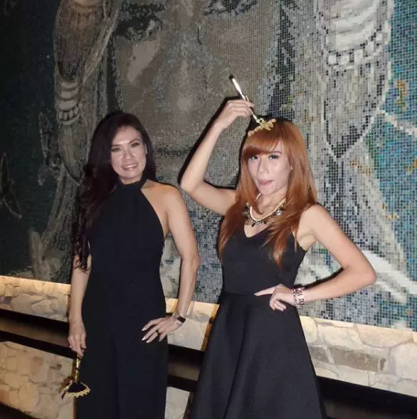 Momen kebersamaan Cherly Juno dan ibu Instagram  Momen kebersamaan Cherly Juno dan ibu Instagram