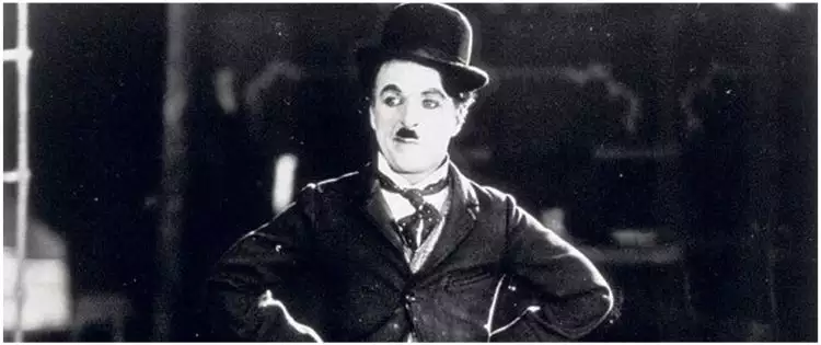 33 Kata-kata quote Charlie Chaplin, bikin hidup lebih positif