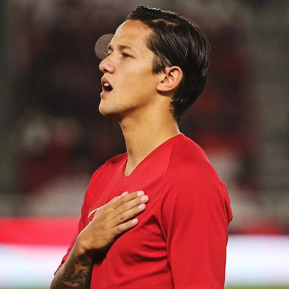 Aksi 5 pesepak bola main TikTok, Irfan Bachdim duet sama istri