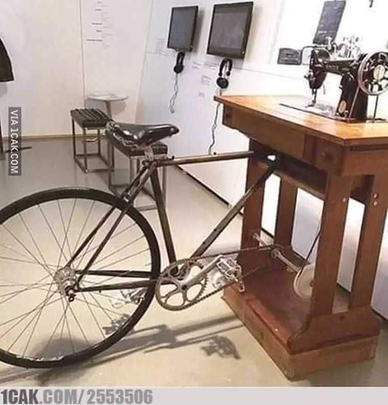 potret lucu modifikasi sepeda geleng kepala © 2020 1cak.com