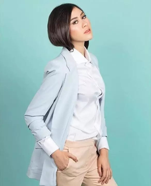 Syahnaz Sadiqah bermakeup tebal © 2020 instagram.com Syahnaz Sadiqah bermakeup tebal © 2020 instagram.com