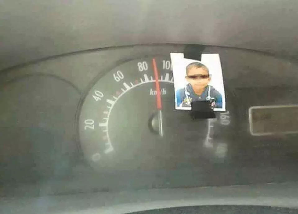 alarm keselamatan nyeleneh © 2020 1cak.com alarm keselamatan nyeleneh © 2020 1cak.com