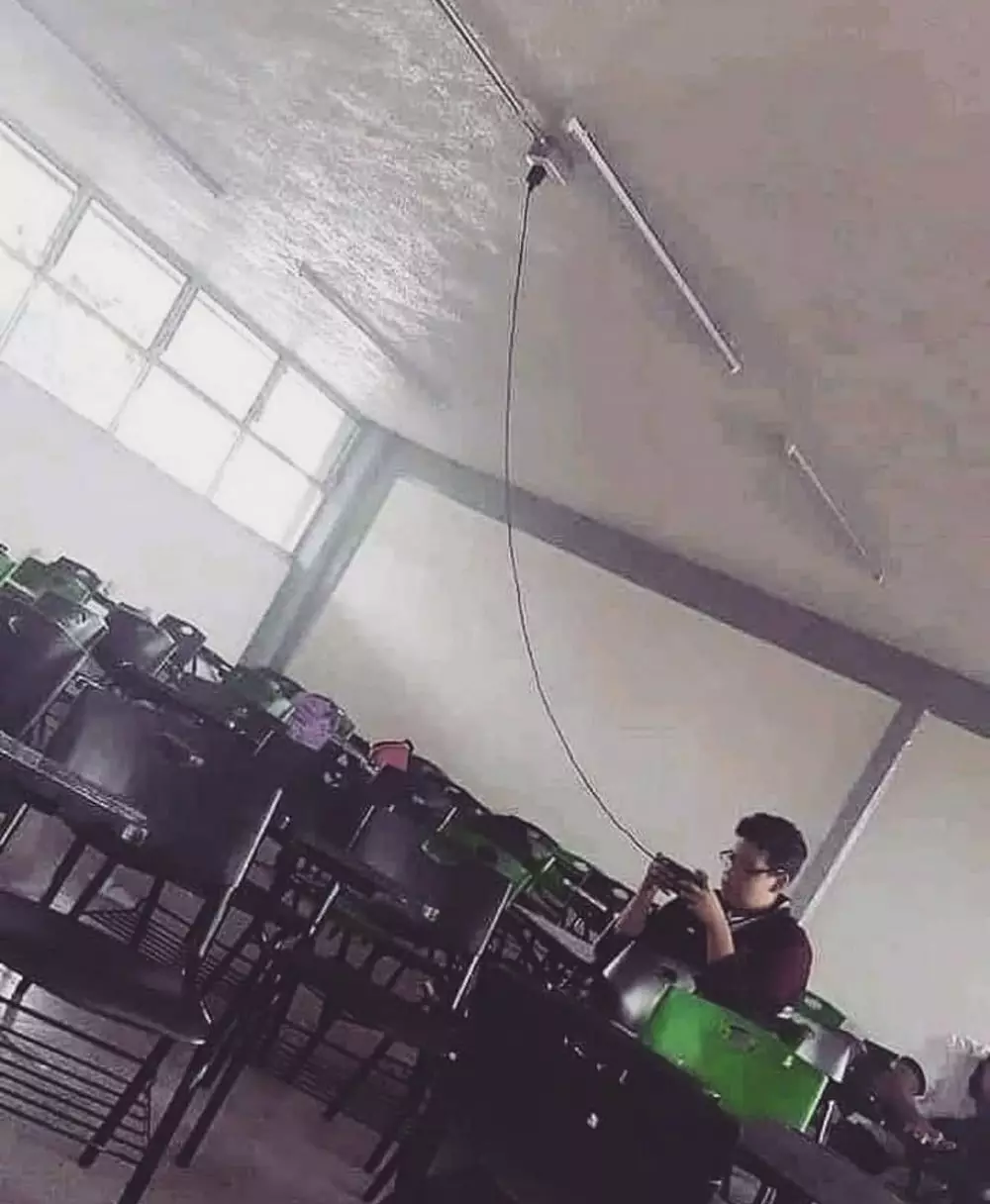 kreasi nyeleneh saat terdesak nggak terduga © 2020 instagram.com kreasi nyeleneh saat terdesak nggak terduga © 2020 instagram.com