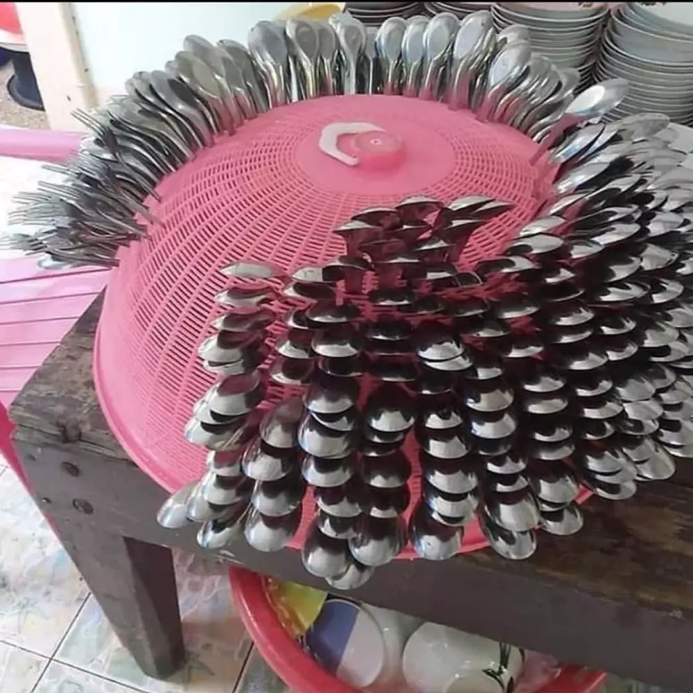 kreasi nyeleneh saat terdesak nggak terduga © 2020 instagram.com kreasi nyeleneh saat terdesak nggak terduga © 2020 instagram.com