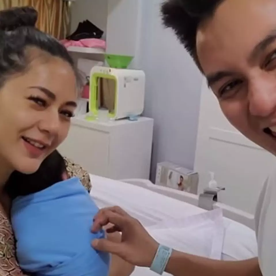 Baim Wong berharap sang anak dijenguk mantan, ini reaksi istri