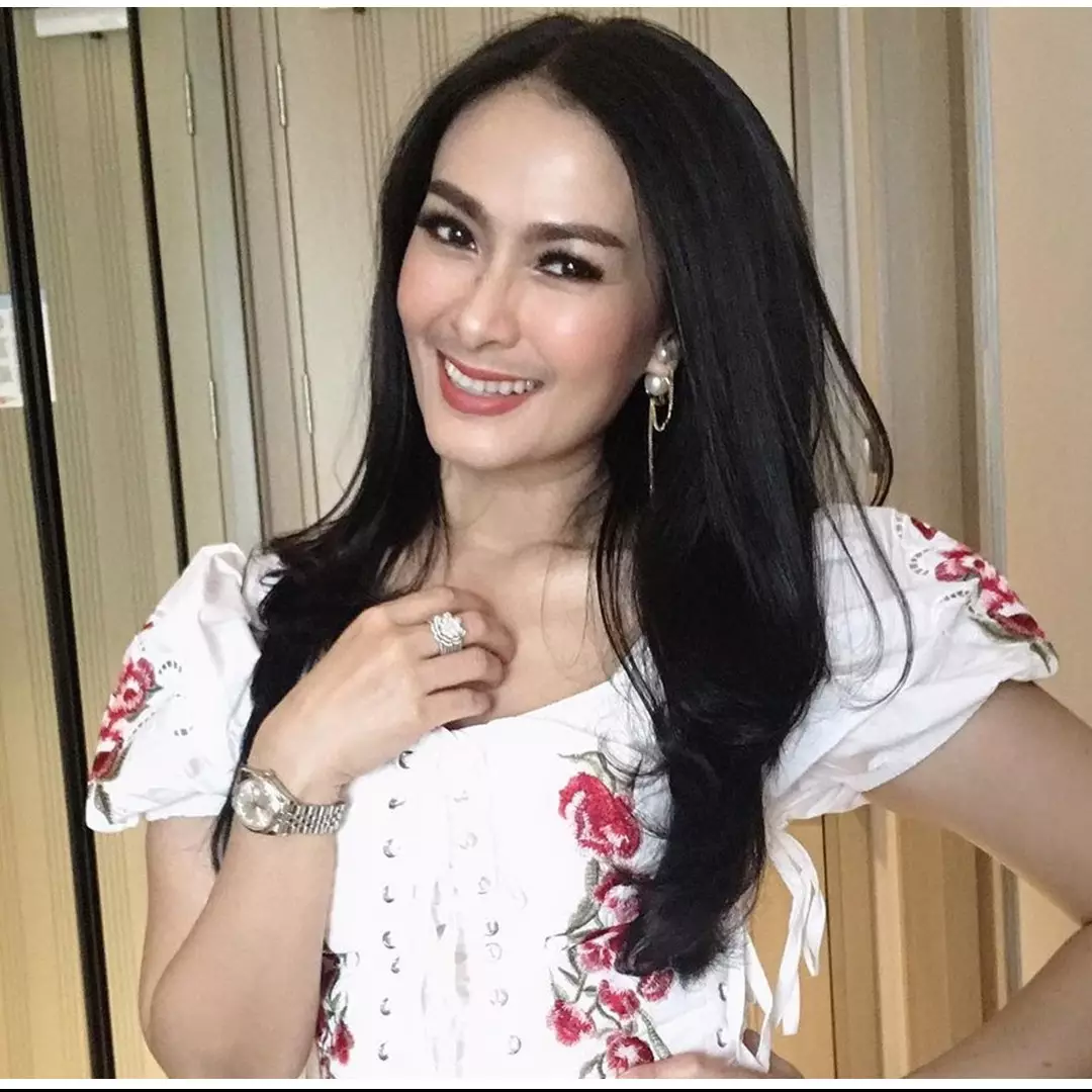 Pesona 6 anak penyanyi dangdut, tak kalah cantik dari ibunya