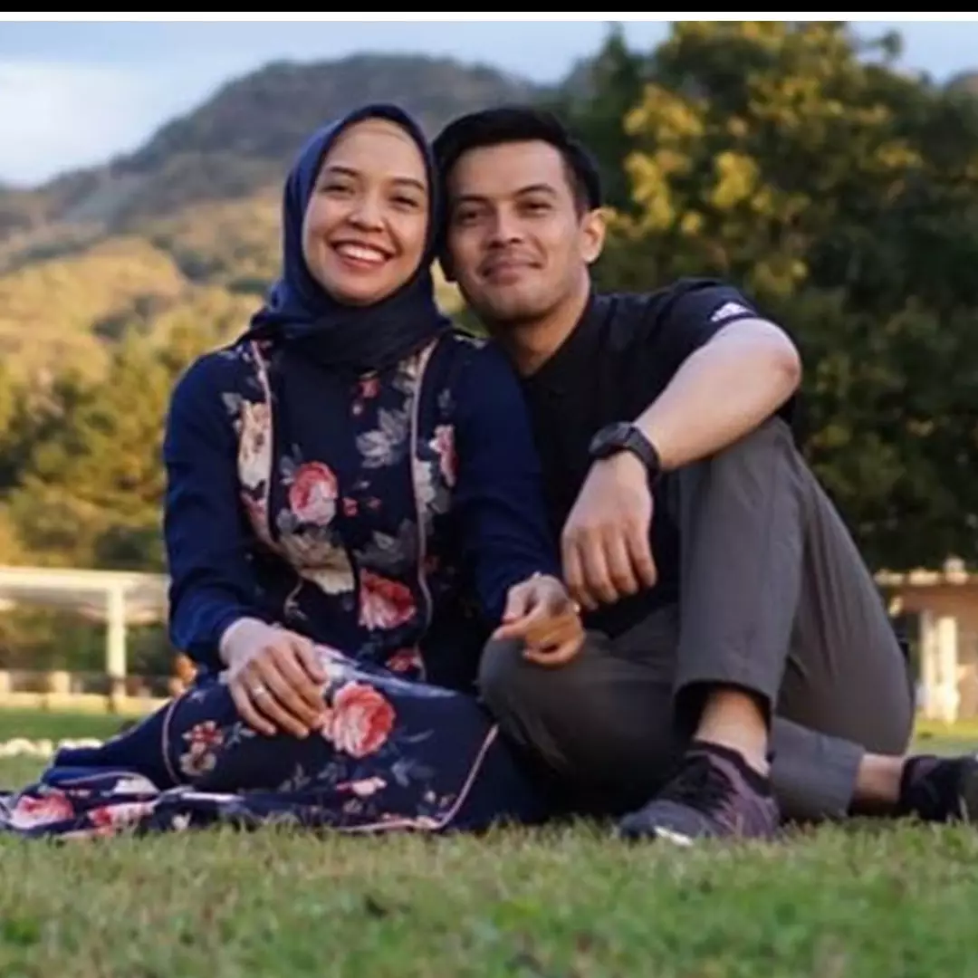 Momen mesra 9 artis langganan sinetron dan FTV bersama pasangan