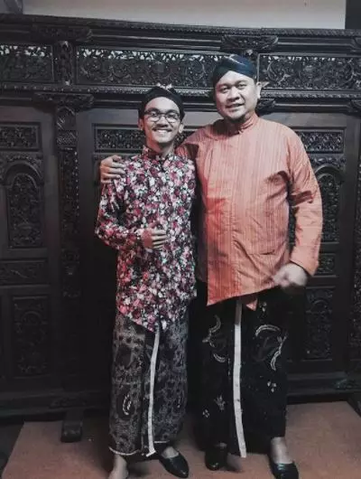 Cak Lontong dan keluarga instagram Cak Lontong dan keluarga instagram