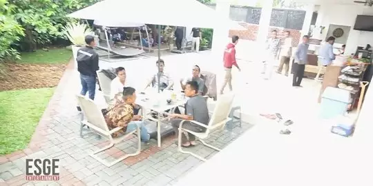 Potret rumah ayah Verrell Bramasta  YouTube