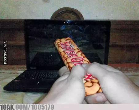 cara unik jomblo hadapi Valentine kocak © 2020 1cak.com