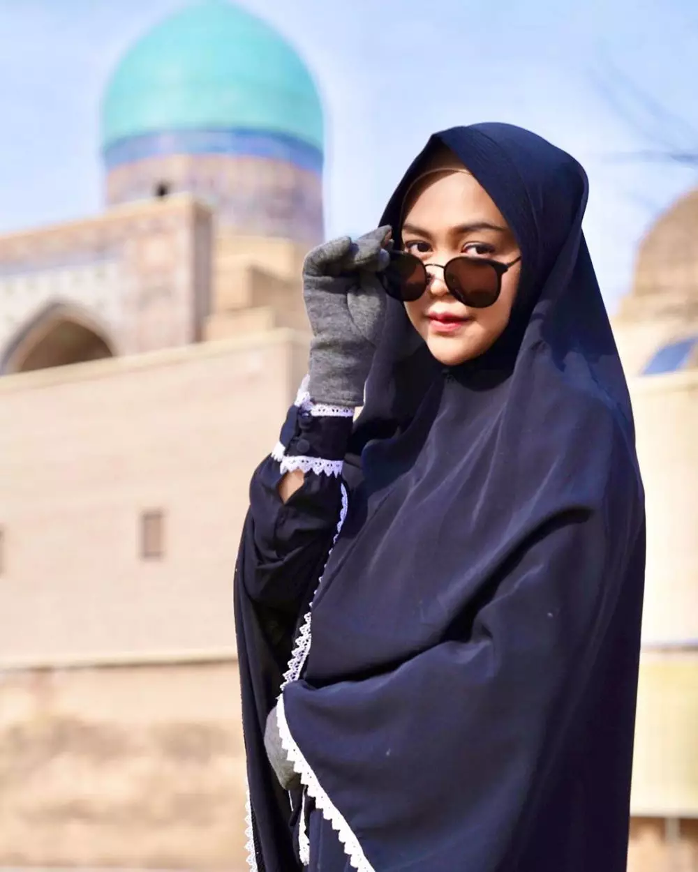 penghasilan Ria Ricis dari YouTube © 2020 instagram.com