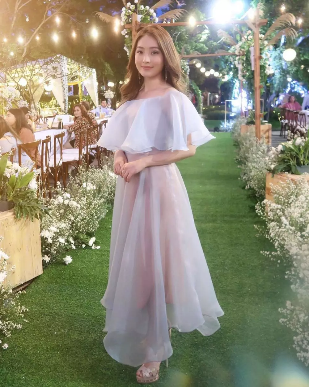 Gaya Natasha Wilona hadiri lamaran & pernikahan Instagram Gaya Natasha Wilona hadiri lamaran & pernikahan Instagram