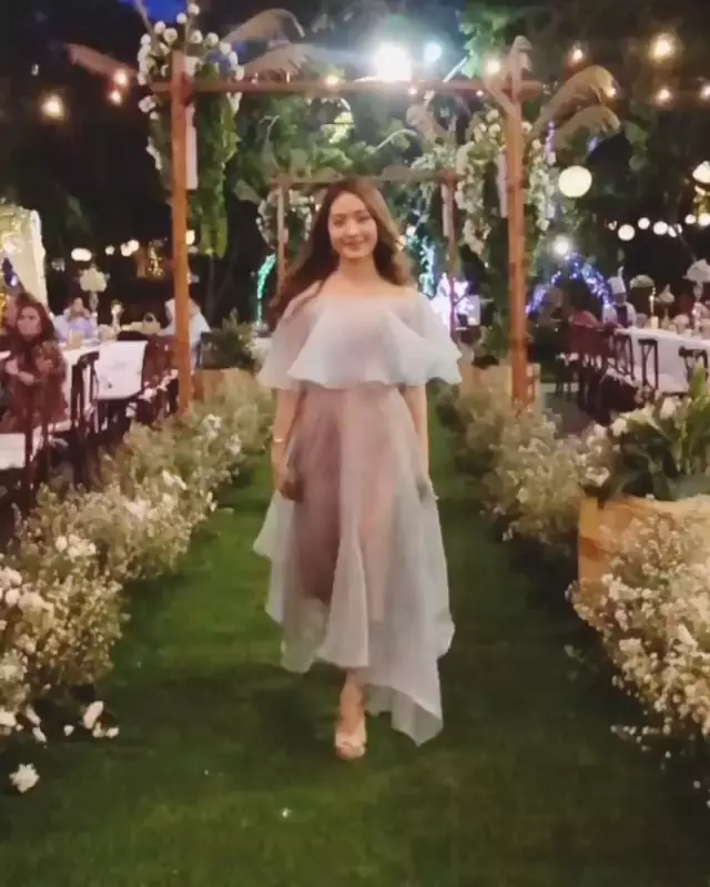 Gaya Natasha Wilona hadiri lamaran & pernikahan Instagram Gaya Natasha Wilona hadiri lamaran & pernikahan Instagram