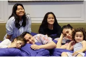 Bocoran biaya pengeluaran bulanan Ussy Sulistiawaty, fantastis