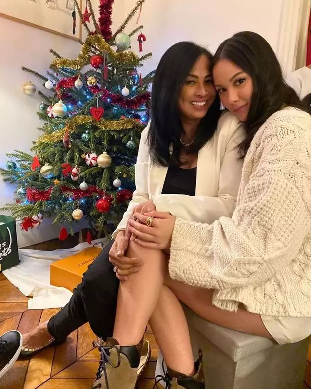 Alyssa Daguise dan sang ibu  Instagram  Alyssa Daguise dan sang ibu  Instagram