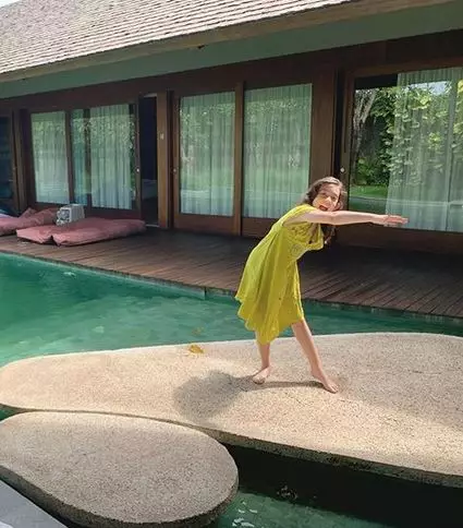 7 potret nafa urbach bareng mantan suami dan anak Instagram