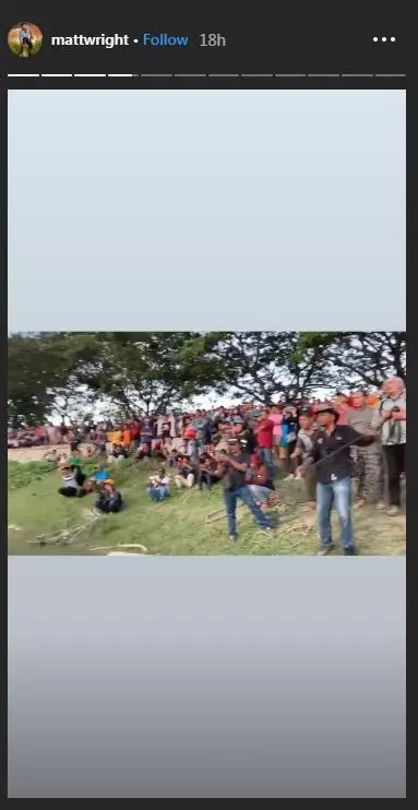 Aksi penyelamatan buaya ban  berbagai sumber 