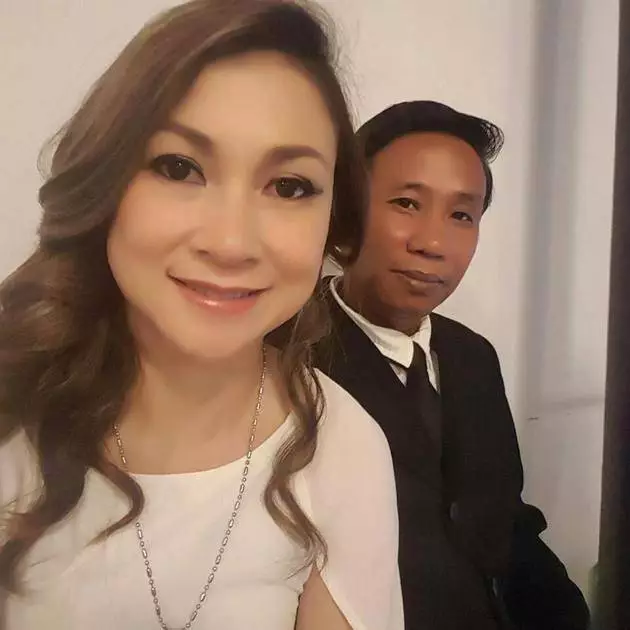 momen pelawak dan istri instagram 